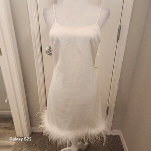 flora Bea White Satin Dress. NWT. Size Small.